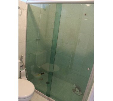 Box Frontal Vidro Verde + Perfil Nat. Fosco 2013.40