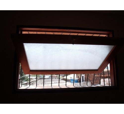 Instalação Em Vidro Pontilhado 04
